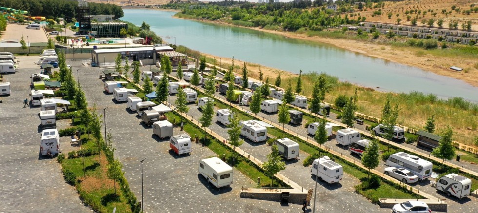 - GAZİANTEP BÜYÜKŞEHİR’DEN DOĞA VE KONFORU BULUŞTURAN KARAVAN PARK!