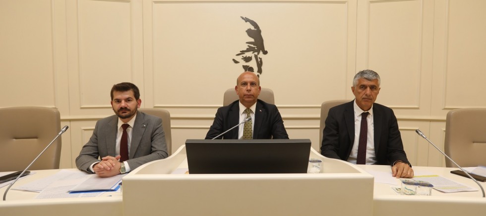 GAZİANTEP BÜYÜKŞEHİR’DEN TFF BAŞKANI HACIOSMANOĞLU’NA FAHRİ HEMŞERİLİK PAYESİ