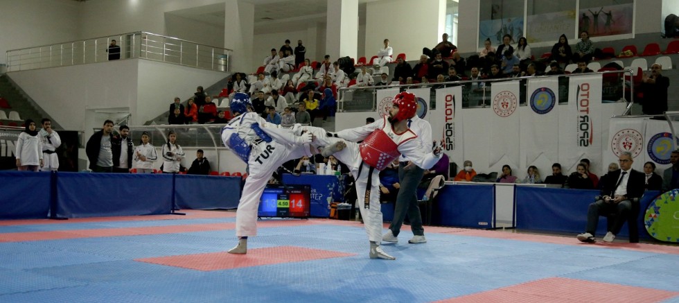 GAZİANTEP BÜYÜKŞEHİR, TÜRKİYE’NİN SPOR BAŞKENTİ OLMA YOLUNDA BÜYÜK ADIMLAR ATIYOR