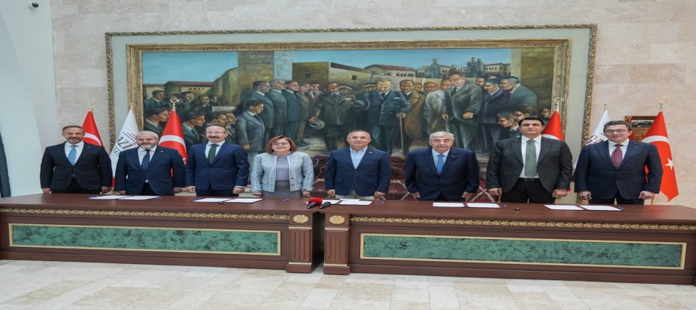İMZALAR KUR’AN KURSU İÇİN ATILDI  BAŞKAN YILMAZ’A TEŞEKKÜR