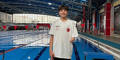 AHMET ÇINAR BAKKAL YÜZME YARIŞINDA GÜMÜŞ MADALYA SAHİBİ OLDU