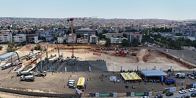 - BAKAN ERSOY’UN KATILIMIYLA KONGRE VE FUAR MERKEZİ’NİN TEMELİ ATILDI  - BAKAN ERSOY: “BAŞKAN FATMA ŞAHİN, GAZİANTEP İÇİN ÇALIŞIYOR, GAZİANTEP İLE YATIYOR, GAZİANTEP İLE KALKIYOR”