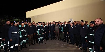 BAKAN IŞIKHAN, ŞAHİNBEY BELEDİYESİ İŞÇİLERİYLE SAHUR YAPTI