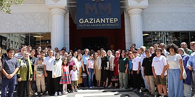 - BAŞKAN ŞAHİN, GAZİ ŞEHRİN 2026 YKS VE LGS ŞAMPİYONLARIYLA BULUŞTU