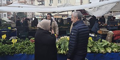 BAŞKAN TAHMAZOĞLU SEMT PAZARI ESNAFINI ZİYARET ETTİ