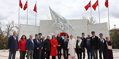 BAŞKAN ÜNLÜCE’DEN ŞEHİT AİLELERİNE VE GAZİLERE ANLAMLI ARMAĞAN