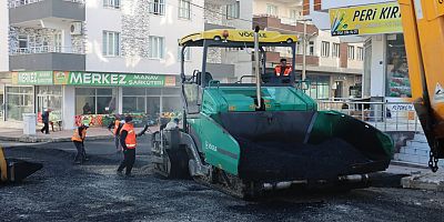 Büyükşehir’den Halfeti Ve Suruç’da Sıcak Asfalt Çalışması