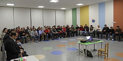 ANKAYA'DA BABALAR OCUKLARININ E??T?M?NDE AKT?F ROL OYNUYOR