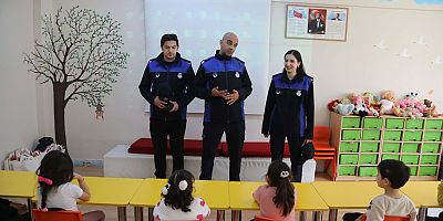 ÇANKAYA ZABITASI ÇOCUKLARA MESLEĞİNİ TANITTI