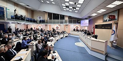 Denizli Büyükşehir’den esnaf, asker ve annelere destek