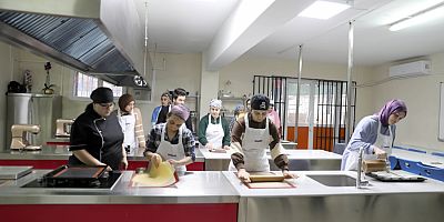 DİSMEK’te usta aşçılar yetişiyor