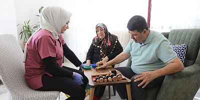 GAZİANTEP BÜYÜKŞEHİR’DEN EVDE FİZİK TEDAVİYLE HAYATA DOKUNAN HİZMET