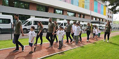 GAZİANTEP BÜYÜKŞEHİR, DEPREMZEDE OTİZMLİ ÇOCUKLARA NEFES OLDU