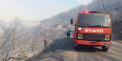 - GAZİANTEP BÜYÜKŞEHİR İTFAİYE EKİPLERİ NURDAĞI’NDA ÇIKAN YANGINI KONTROL ALTINA ALMAK İÇİN ÇALIŞMALARINI SÜRDÜRÜYOR