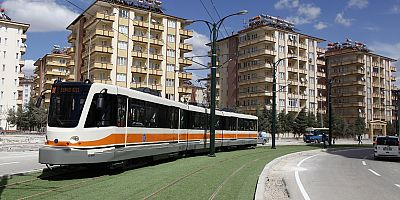 GAZİANTEP BÜYÜKŞEHİR, LGS SINAVI GÜNÜ TOPLU TAŞIMALARI ÜCRETSİZ YAPTI 