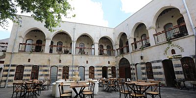 GAZİANTEP BÜYÜKŞEHİR, ŞEKERHAN PROJESİ İLE KENTİN TARİHİ KİMLİĞİNE ÖDÜL GETİRDİ 