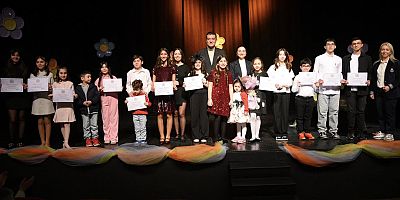 GENÇ PİYANOCULARIN PERFORMANSI KEYİFLE İZLENDİ