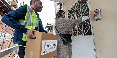 Karşıyaka Belediyesi’nden ihtiyaç sahiplerine Ramazan kolisi