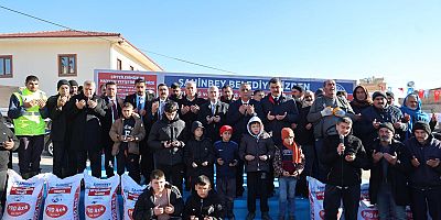 ŞAHİNBEY BELEDİYESİ’NİN YEM DESTEĞİ DEVAM EDİYOR   