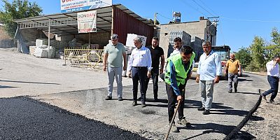 ŞAHİNBEY’DE DAHA KONFORLU BİR ULAŞIM İÇİN ASFALT ÇALIŞMALARI SÜRÜYOR