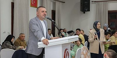 SİNCAN’DA ÇOCUKLAR İFTAR SOFRASINI ŞENLENDİRDİ