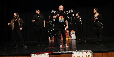 SOSYAL SAHNE SANATILARI BEKL?YOR