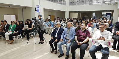 TÜBİTAK 2209 PROJELERİ DESTEK ALAN ÖĞRENCİLER İÇİN BELGE TAKDİM TÖRENİ DÜZENLEDİ